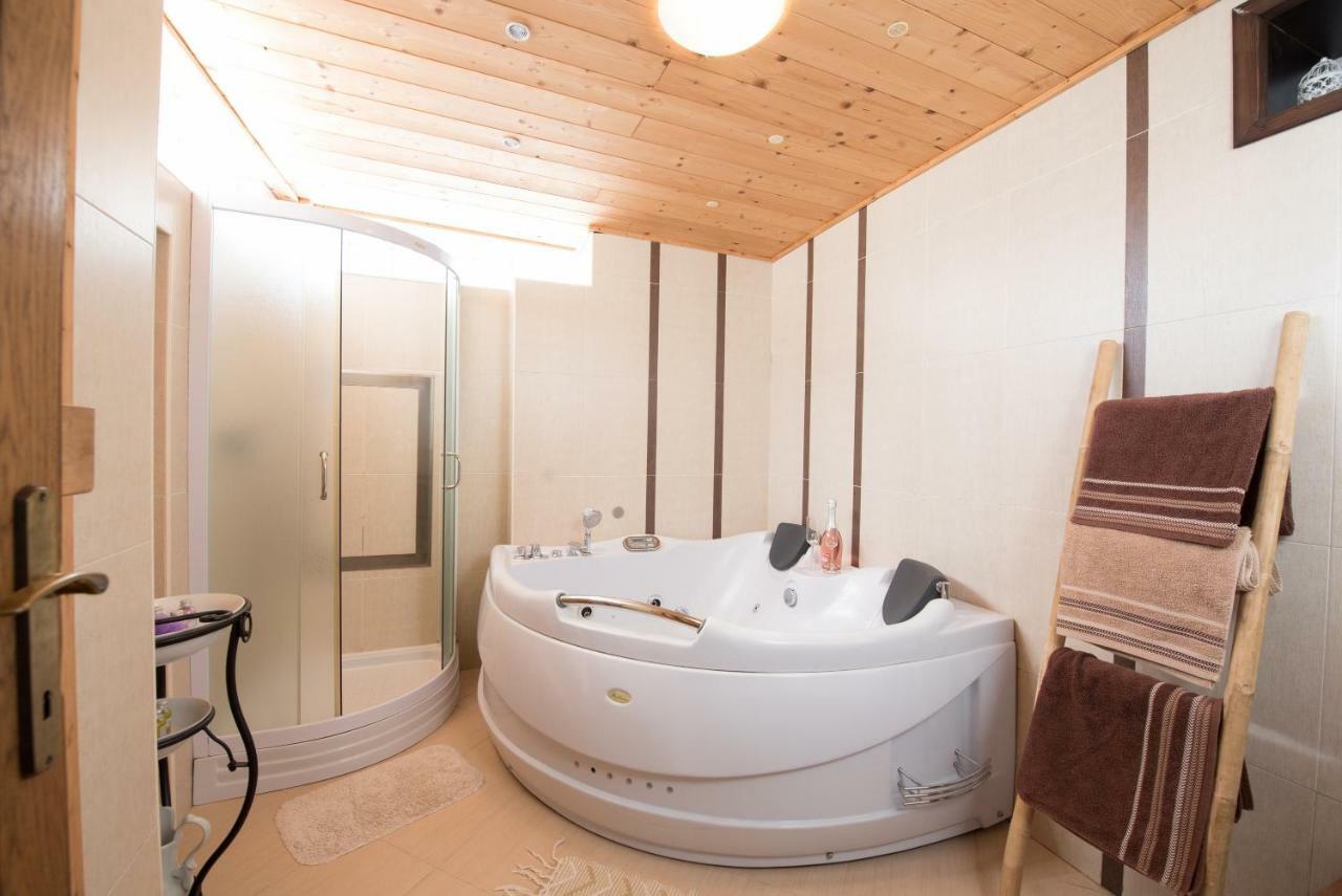Guest House Rabenseifner - Opatija Jurdani المظهر الخارجي الصورة